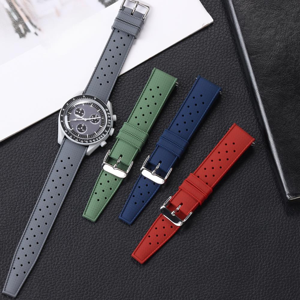 Tropical Silicone Watch Band 1 - مراجعة Citizen Watches Smartwatch وسعره