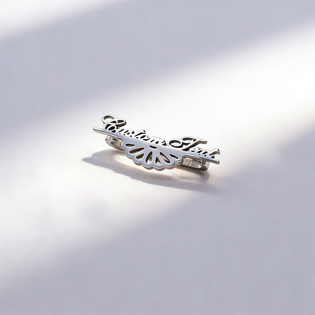 Chandler Custom Name Fan-Shape - مراجعة Smartwatch Ring Watches وسعره